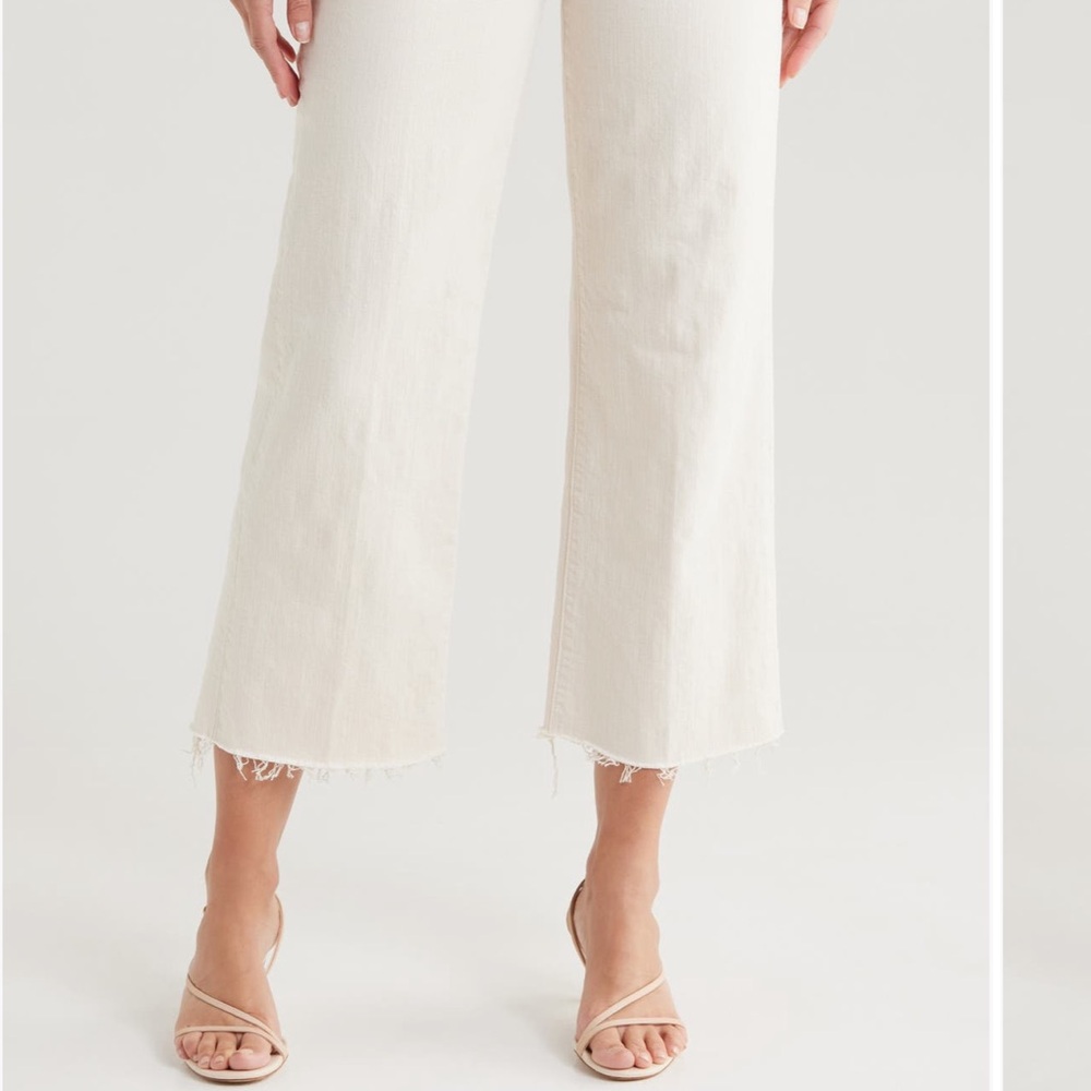 NWT Mother The Maven Mid-Rise Fray Hem 29
